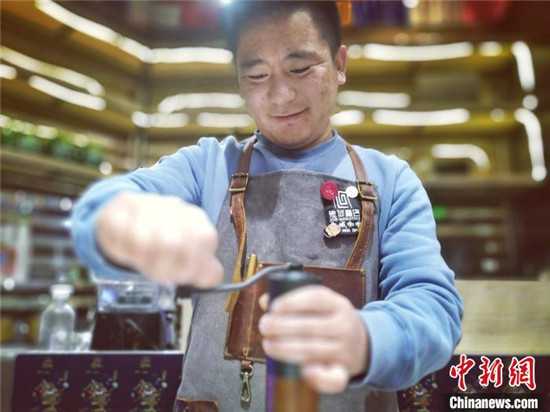 青?！?0后”藏族青年將藏家百味融入咖啡