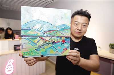 這家咖啡館用畫能換飲品