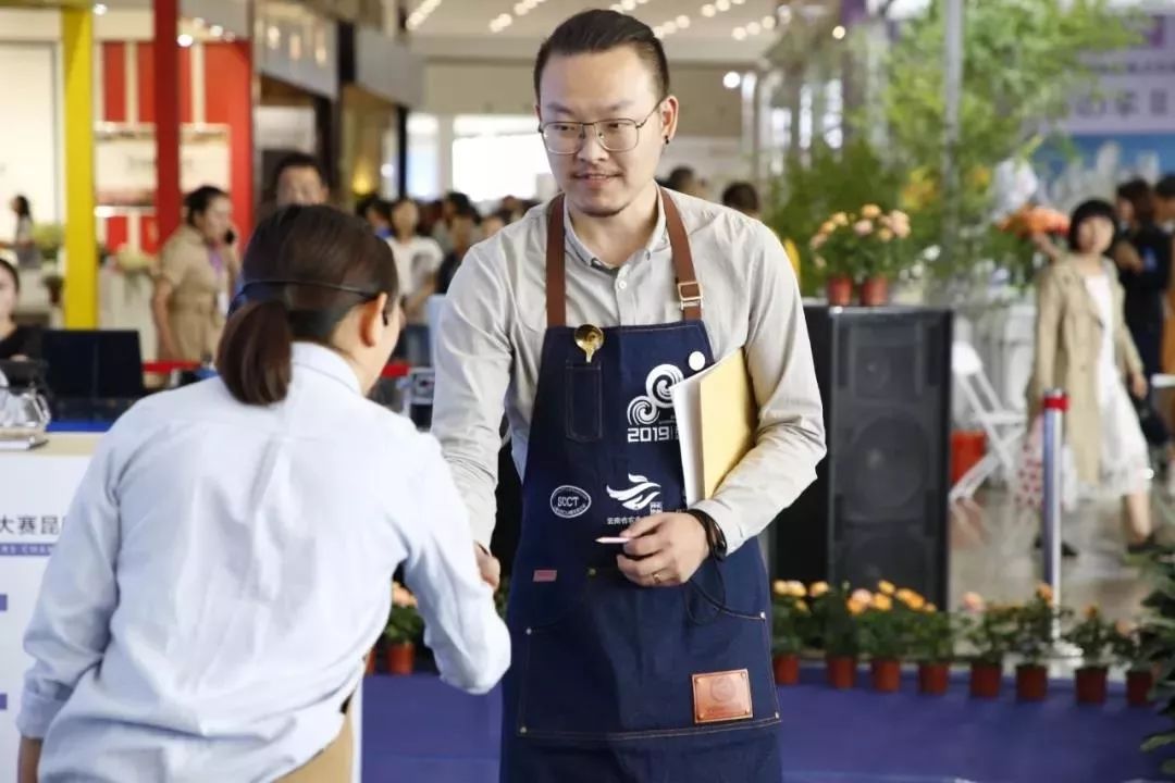 謝喬靈.jpg