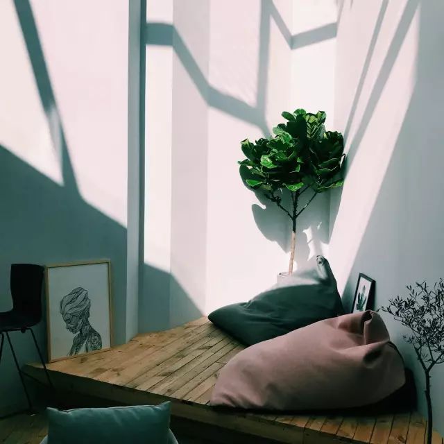 http://7xo6kd.com1.z0.glb.clouddn.com/upload-ueditor-image-20170829-1504013664152029553.jpg