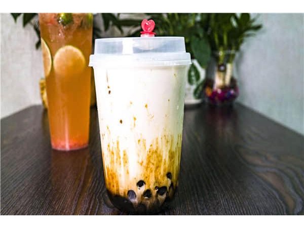 逅座十二茶店加盟需要多少，這預(yù)算擊中百萬人的心