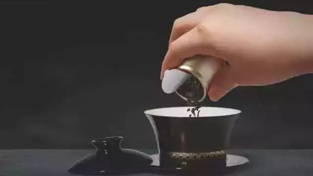 小罐茶 個(gè)億銷量背后的細(xì)思極恐