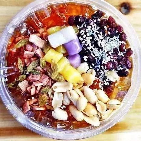 這款甜品或?qū)⒊蔀槟滩璧晷卤?敬請關(guān)注!