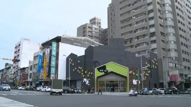 裝修似城堡 臺灣飲品店搶客沒商量