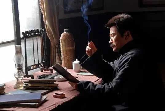 魯迅撒過的最大謊：“我只是把別人喝咖啡的時(shí)間，都用在了工作上”