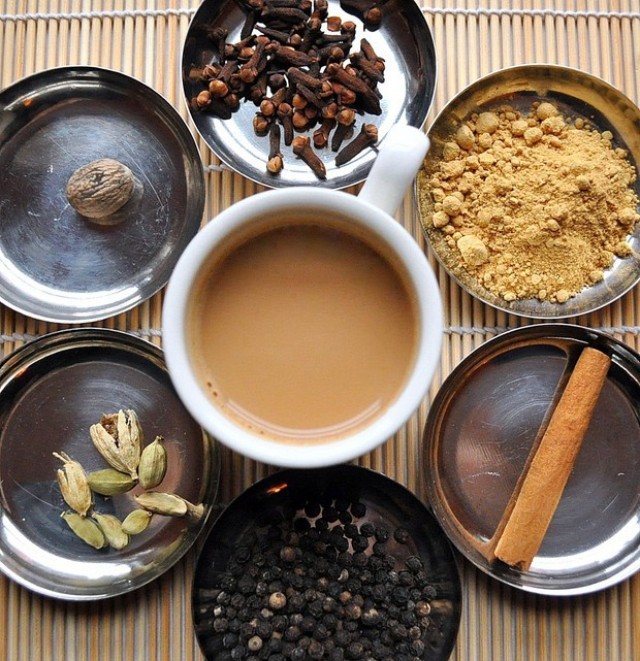 任性就是重口味，印度做奶茶堪比做火鍋！