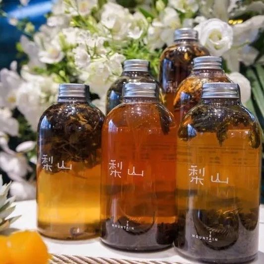 奈雪推出兄弟品牌“梨山”，主打“名優(yōu)茶+鮮切水果”