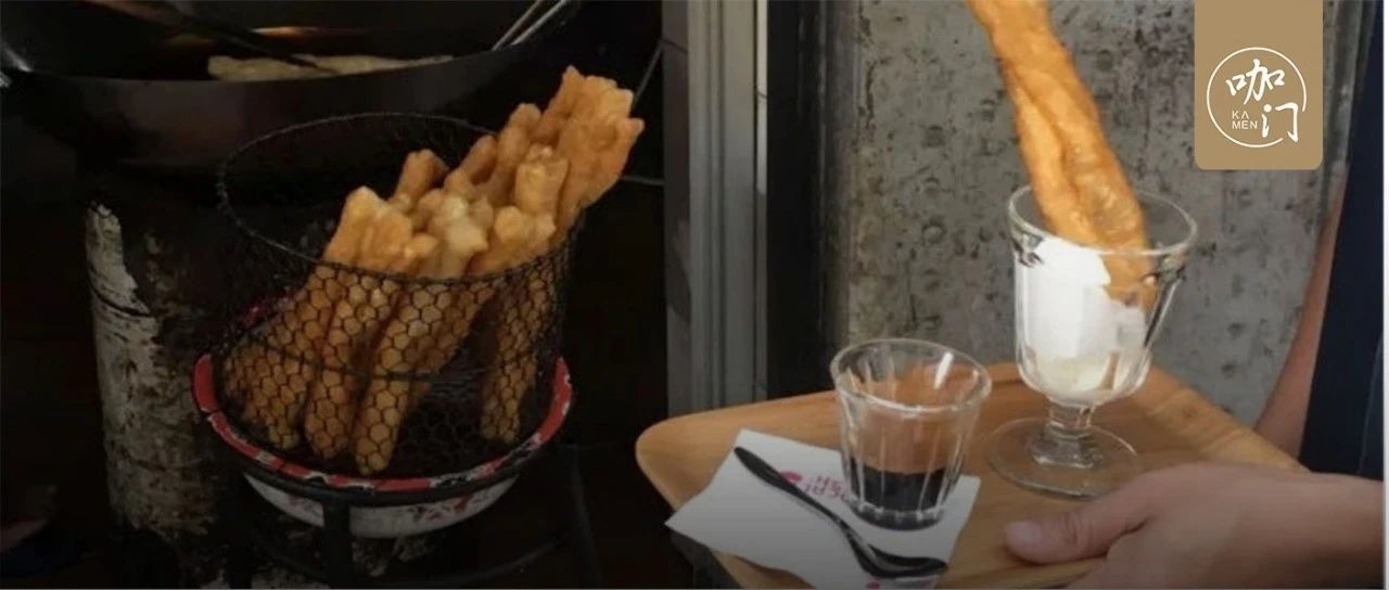 油餅蘸咖啡，一天 杯！最近咖啡館都在賣小吃？