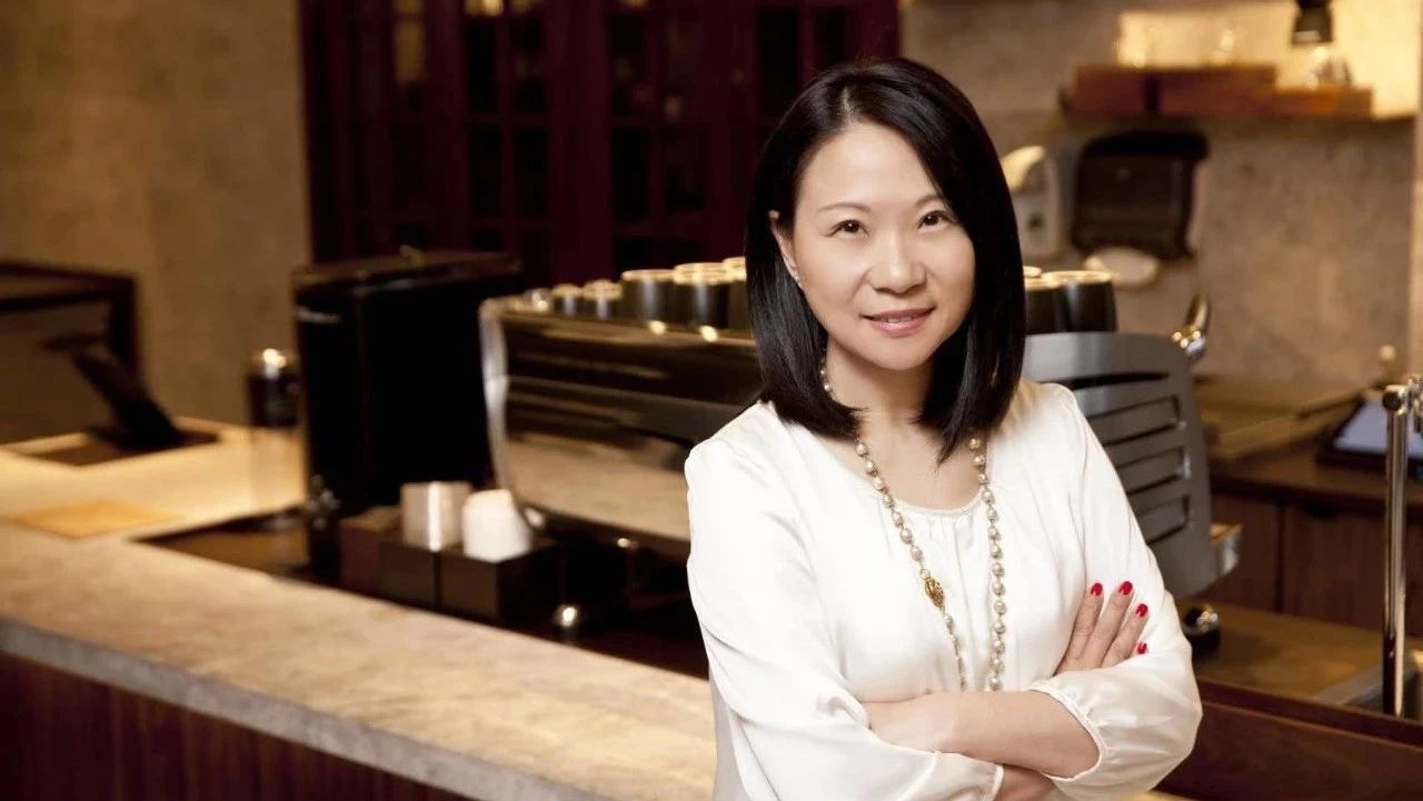 專訪 | 星巴克中國CEO王靜瑛：一年提速到 家店，時機到了
