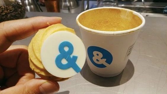 快餐巨頭加碼飲品市場：肯德基跨界開精品咖啡館，最貴的一杯賣  元