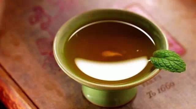 以酒入茶，以茶入咖啡，跨界融合顛覆創(chuàng)意