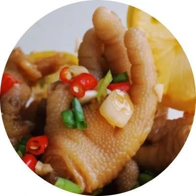 隨手一拌就能吃，酸辣入味無油煙，也太適合夏天了吧