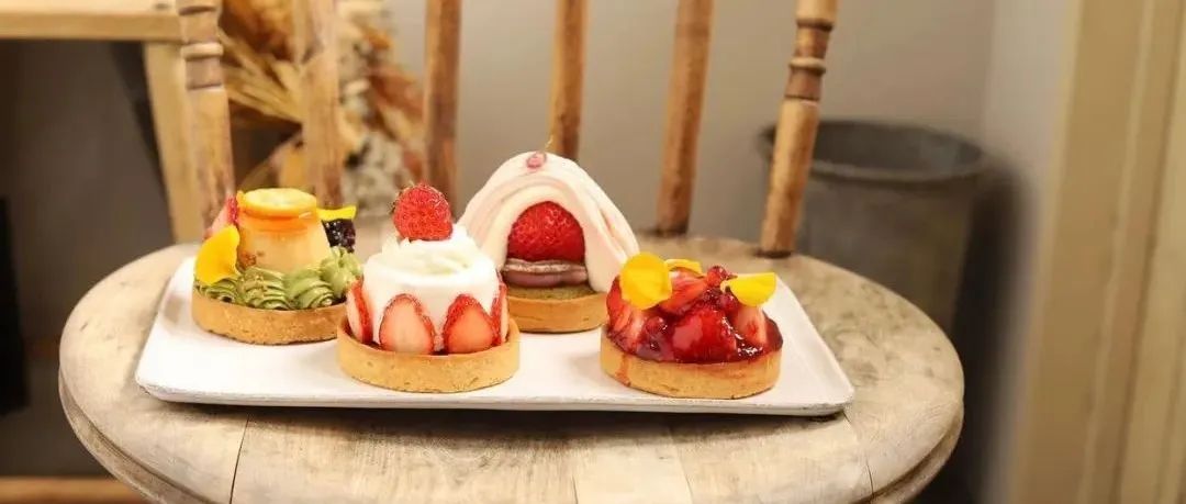 這家日本咖啡店沒有固定菜單，只賣的季節(jié)性水果撻！