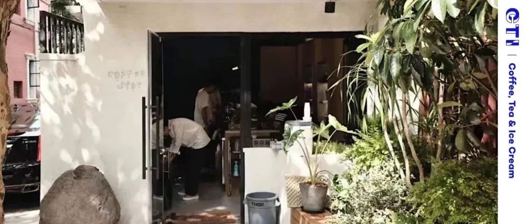 上海  多家咖啡館內(nèi)卷，到底誰(shuí)能賺到錢？