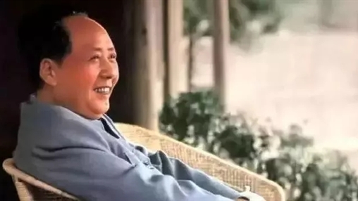 紀(jì)念毛澤東同志誕辰126周年！致敬一代偉人！